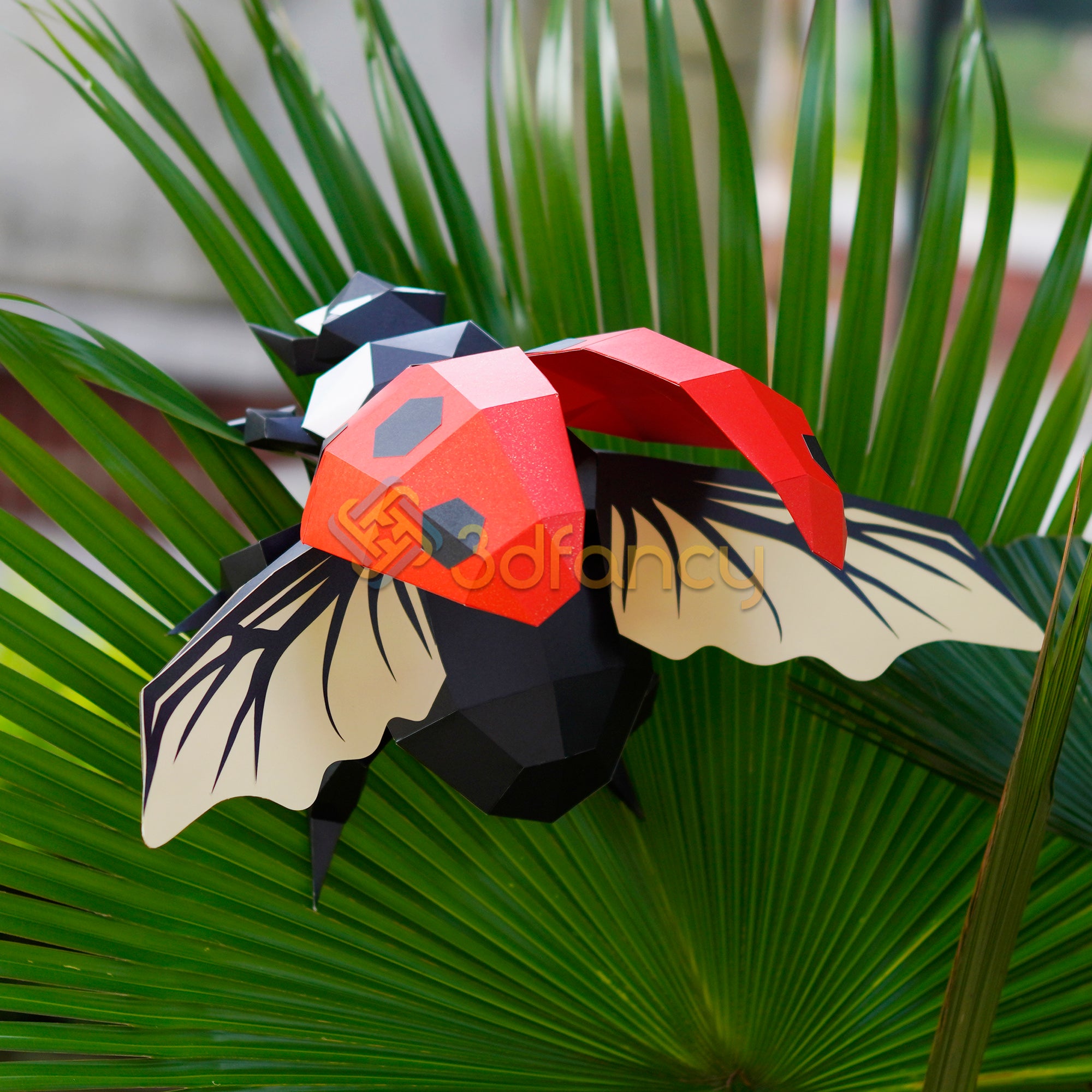 3d Insect Project 3D Flying Ladybug Papercraft SVG PDF Template โ DIY Low Poly Insect Mo ...