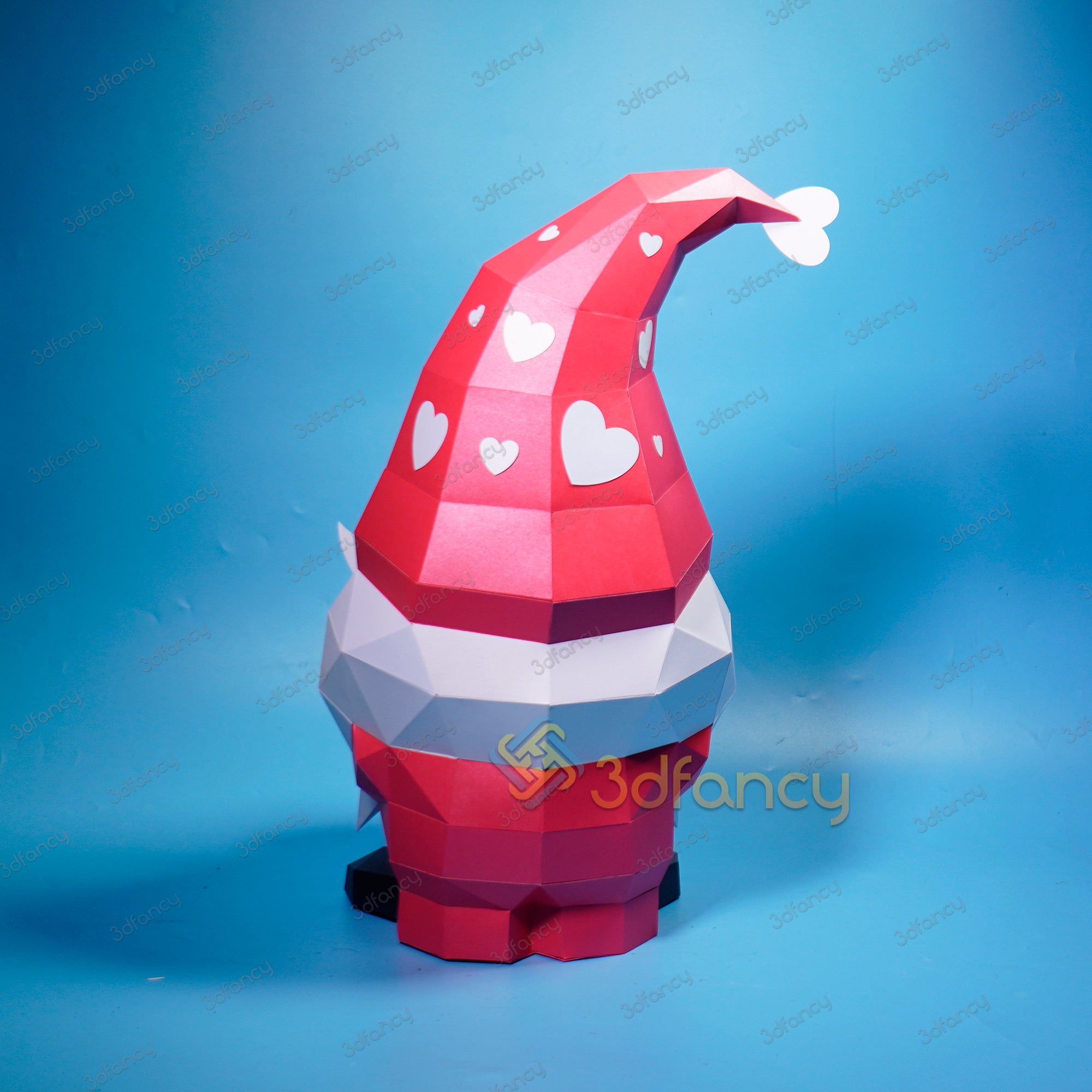 Valentines Gnome Papercraft PDF for Printer, SVG for Cricut Projects - DIY Low Poly Gnome Sculpture for Valentines Day vs Heart Paper Craft